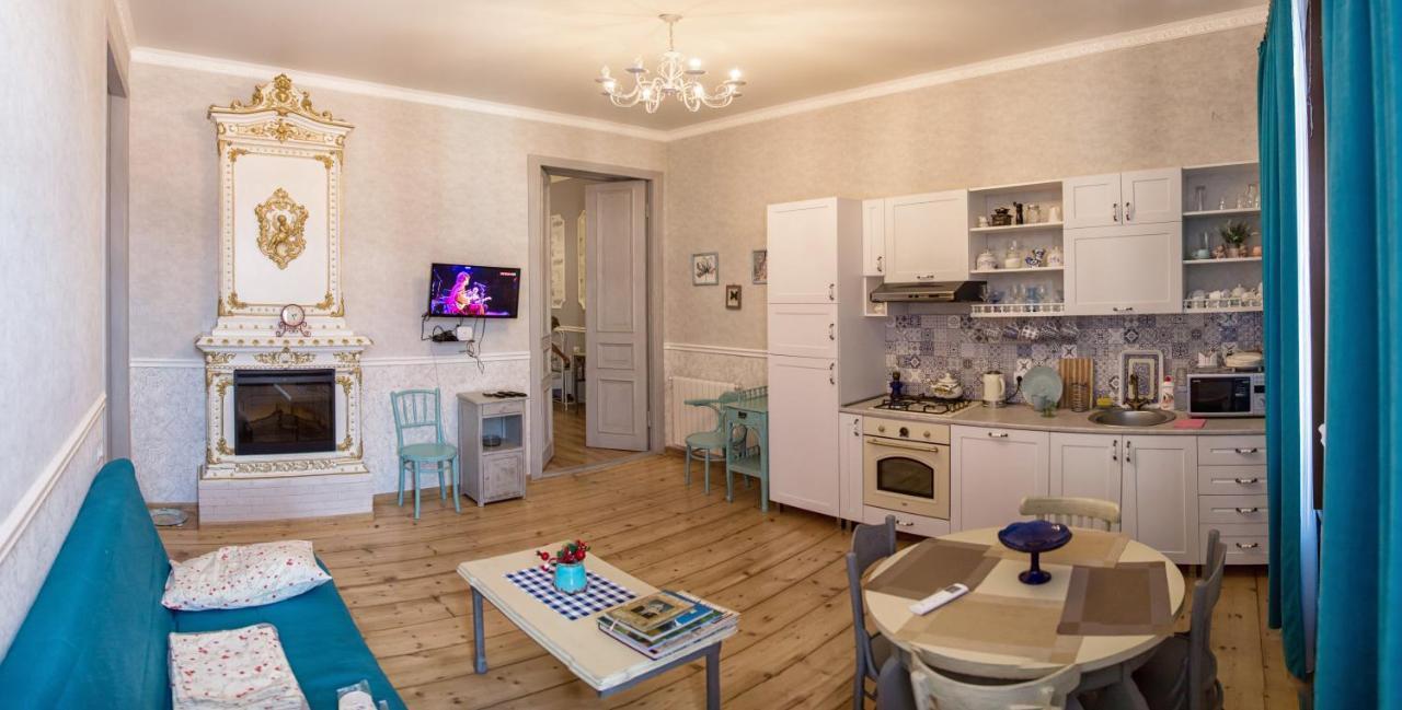 Apartament On Aghmashenebeli 26 Tbilisi Buitenkant foto