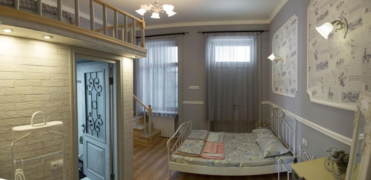 Apartament On Aghmashenebeli 26 Tbilisi Buitenkant foto