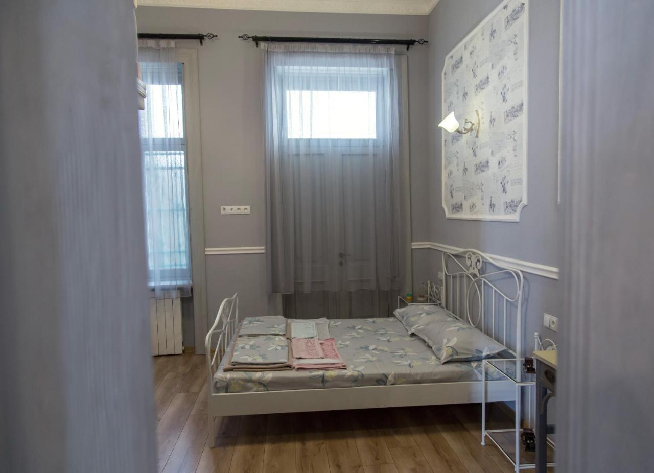 Apartament On Aghmashenebeli 26 Tbilisi Buitenkant foto